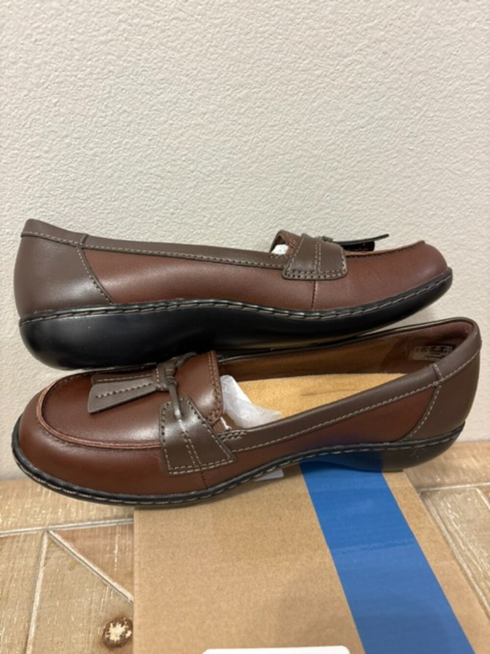 Clarks Womens Ashland Bubble Loafers - Picture 4 of 4